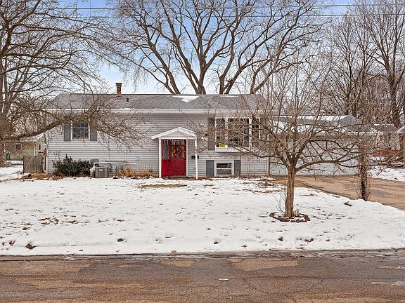 3rd image of 732 North Rusk AVENUE