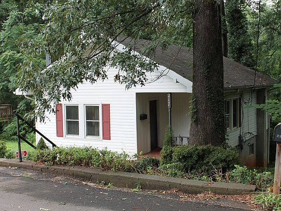 3rd image of 217 Rogers Ave