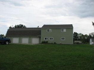 W181S9134 Parker Dr, Muskego, WI 53150