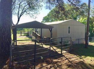 233 Davis Ranch Rd, Alvarado, TX 76009