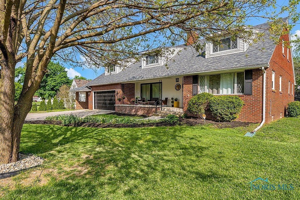 1307 Dixie Hwy N, Rossford, OH 43460 Zillow