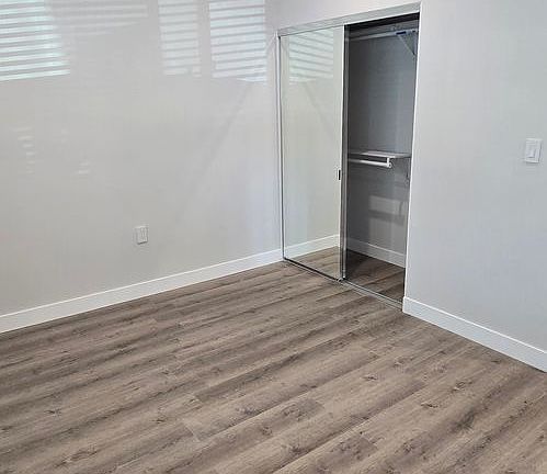 5th image of 1462 S Shenandoah St #8