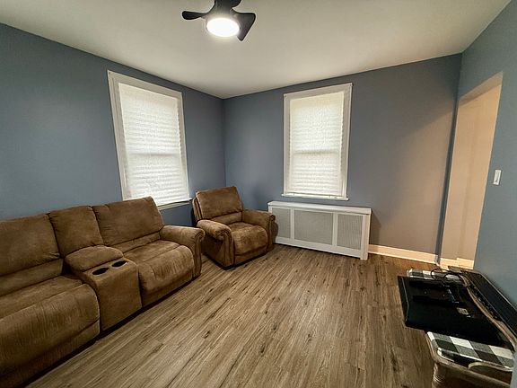 3rd image of 140 Brighton Ave #2