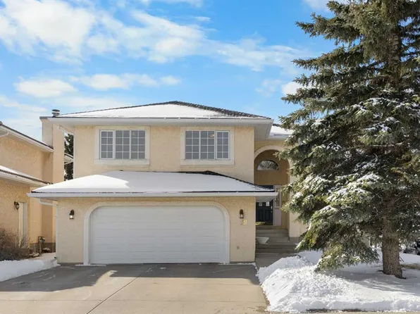 19 N Hawkmount Hts NW, Calgary, AB T3G 3S4