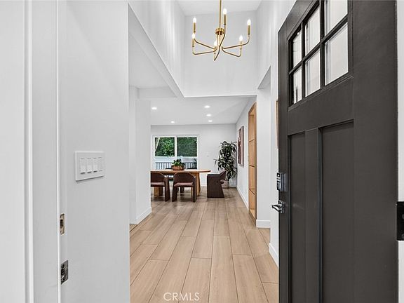 5th image of 6432 Creemore Ln