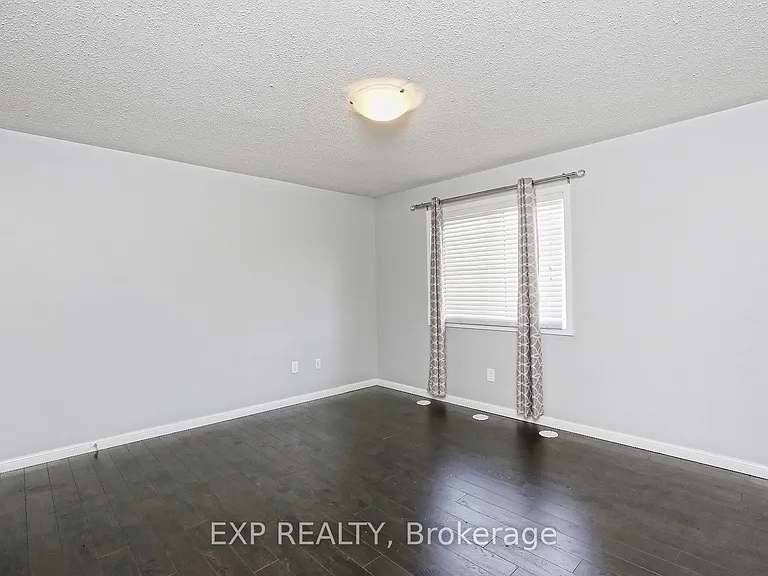 11 Crossbill Rd — Photo 27