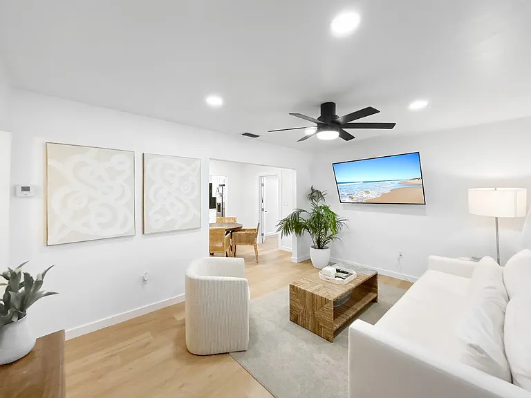 3735 Overlook Dr NE — Photo 10