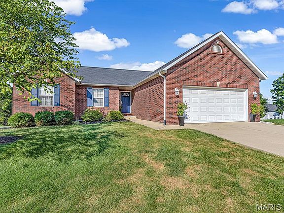 2nd image of 1307 Rachael Ln