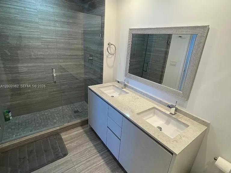 1010 Brickell Ave #2704 — Photo 6