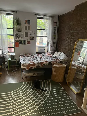 Rented by MOTION New York | media 10