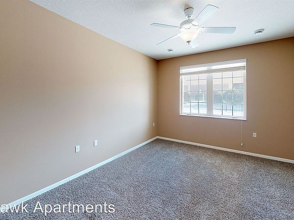 3rd image of 2811 Talon Dr Unit 106