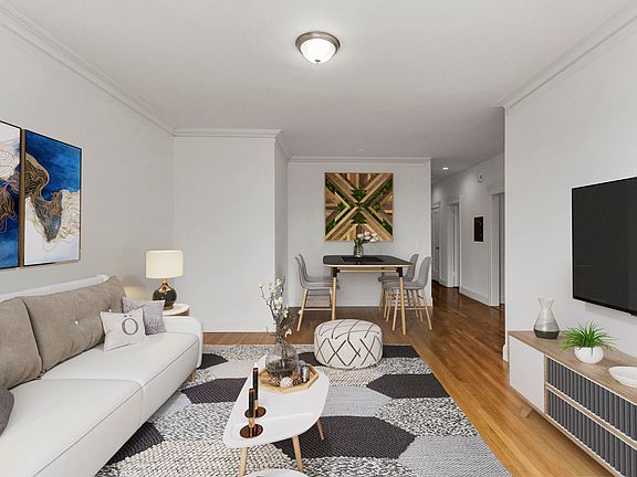 3rd image of 517 36th Ave #201