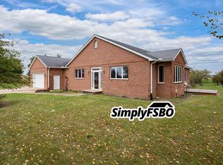 9300 270th St N, Port Byron, IL 61275
