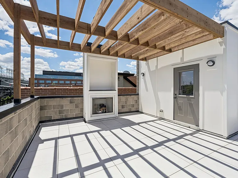 3739 N Clifton Ave #3 — Photo 42