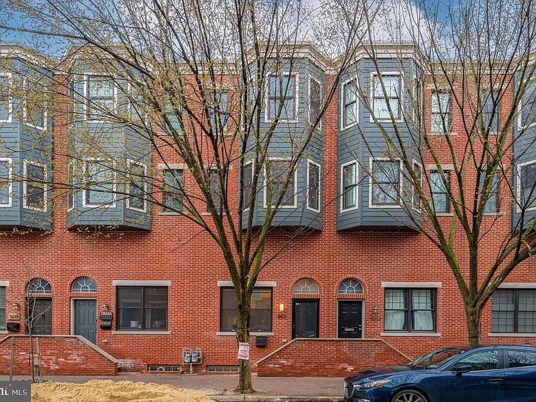 1802 Christian St — Photo 1