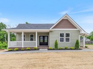 312 N Main St, Dickson, TN 37055