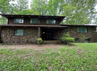 17 Henderson Rd, Jackson, TN 38305