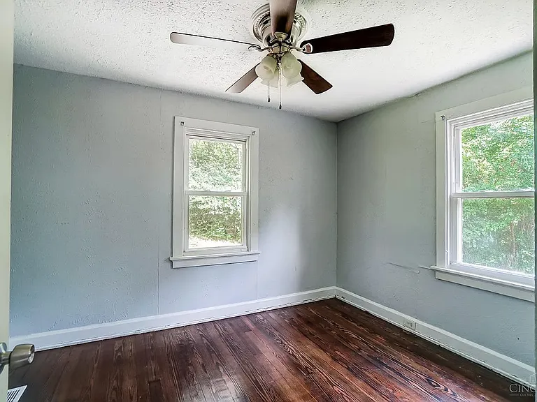 5128 Blaesi St — Photo 13