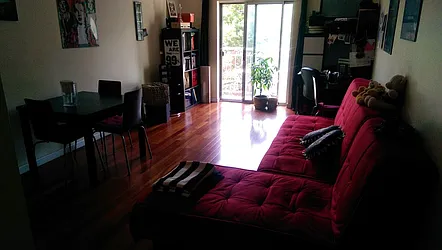 Rented by Cezanne Outlet LLC