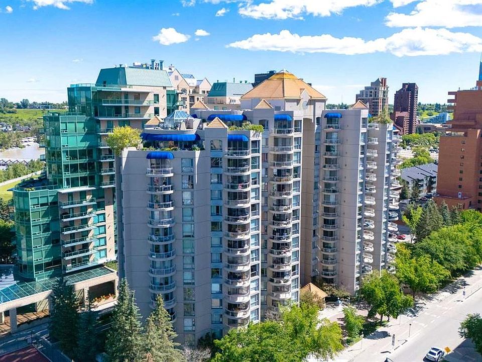 1st image of 804 W 3rd Ave SW #1002