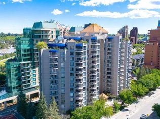 804 W 3rd Ave SW #1002, Calgary, AB T2P0G9