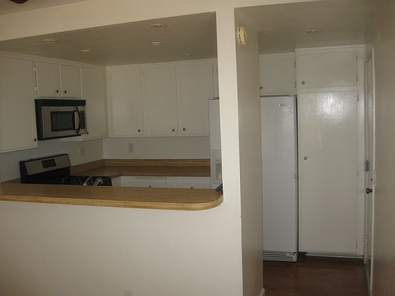 4th image of 5516 E Vista Del Amigo