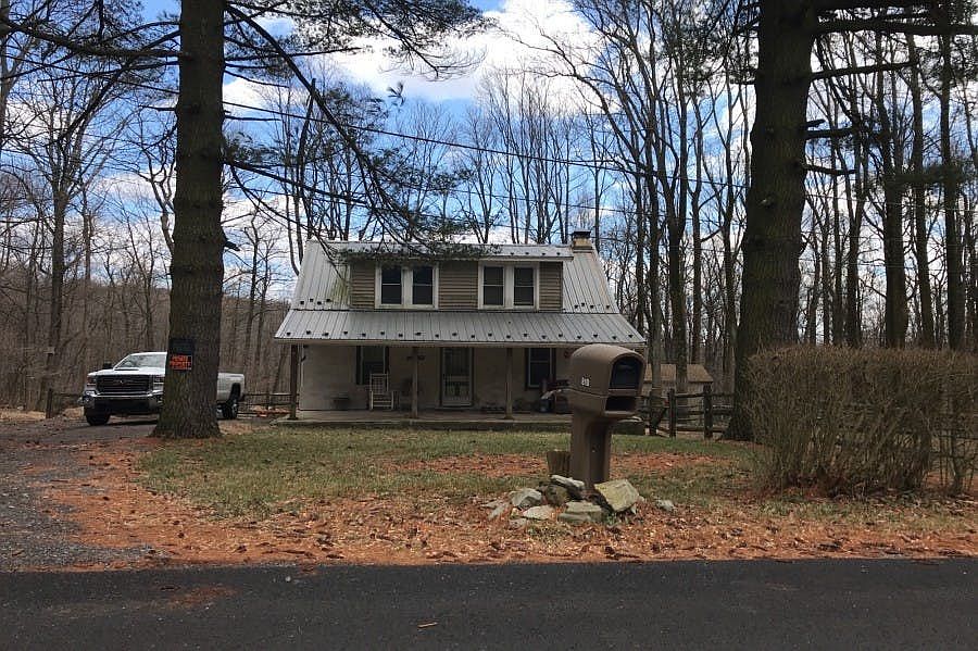 1st image of 810 Angora Rd