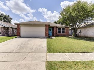 8762 Fox Meadow Way, Fort Worth, TX 76123
