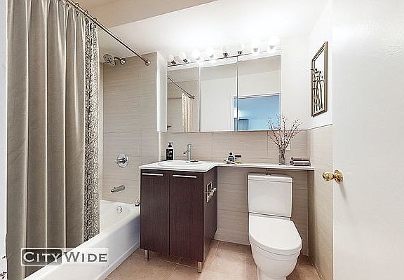 5th image of 121 Reade St #3K