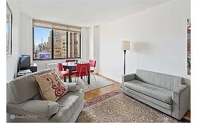 5 East 22nd Street, #19S