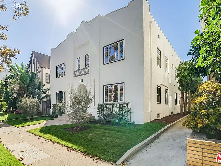 151 N Swall Dr #4 — Photo 17