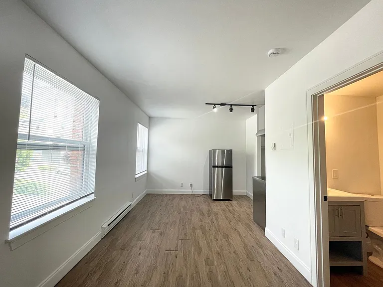 Mayn Suites — Photo 10