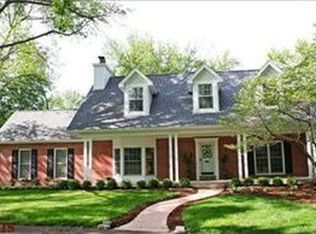 27 Wilshire Ter, Saint Louis, MO