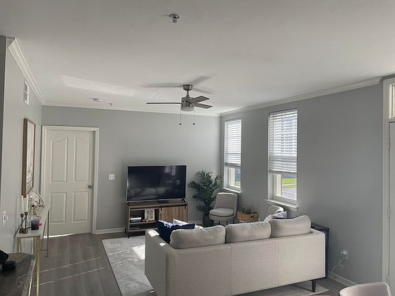3rd image of 770 Siena Palm Dr Building 1-201