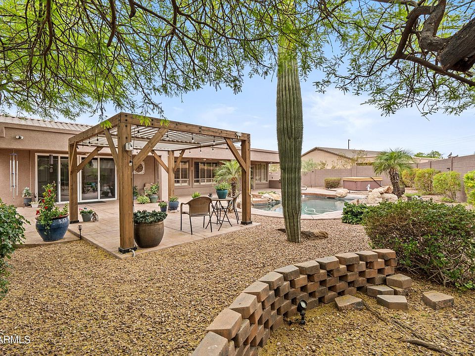 1st image of 2345 N VISTA DEL SOL --