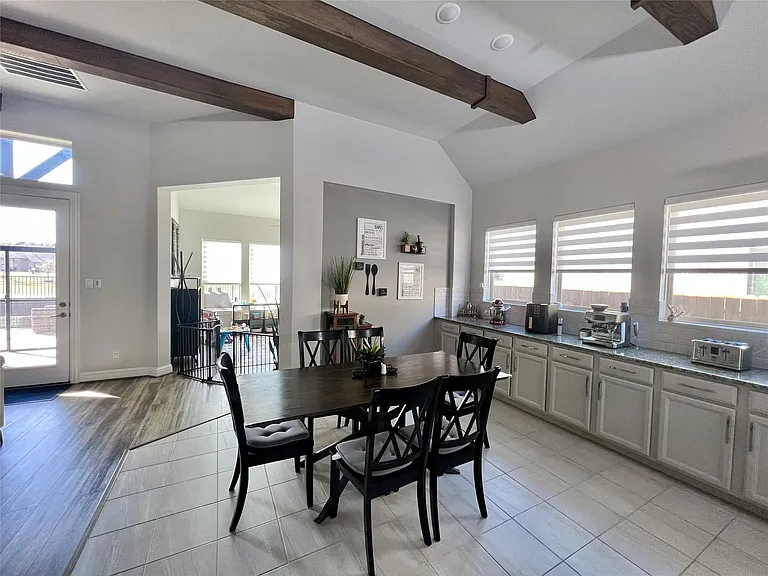 6507 Timarron Lakes Dr — Photo 5