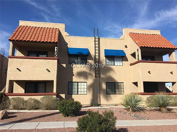 2nd image of 4150 Sanderling Cir Unit 452