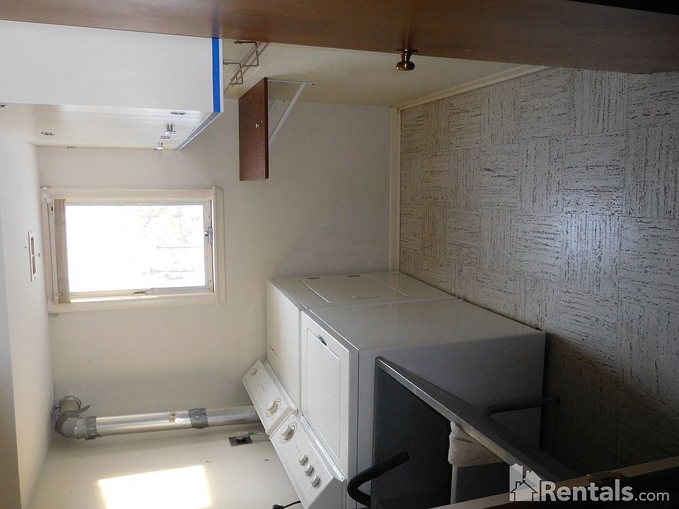 2nd image of 5307 Malibu Dr