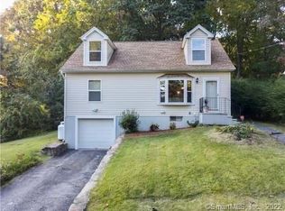 120 Mason Ave, Waterbury, CT 06708