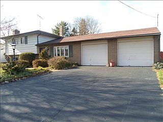 2nd image of 3709 Matthes Ave
