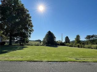 Hillandale Rd NE, New Philadelphia, OH 44663