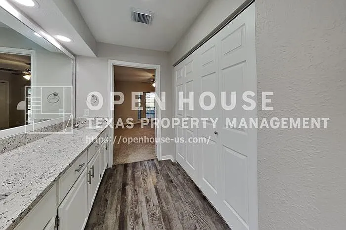 3806 Village Oaks Dr — Photo 16