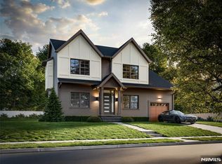 1099 Rosse Ave, New Milford, NJ 07646