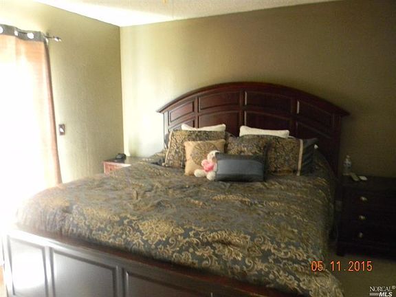 5th image of 107 Midvale Dr