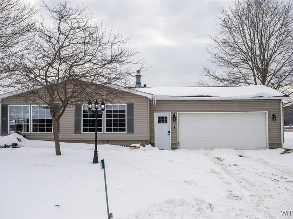 6235 Valley Dr, Great Valley, NY 14741