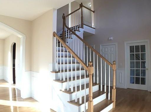 4th image of 337 Newton St