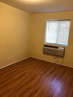 5th image of 6454 Booth St APT 4A