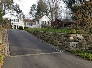 90 Myrtle Ave, Westport, CT 06880