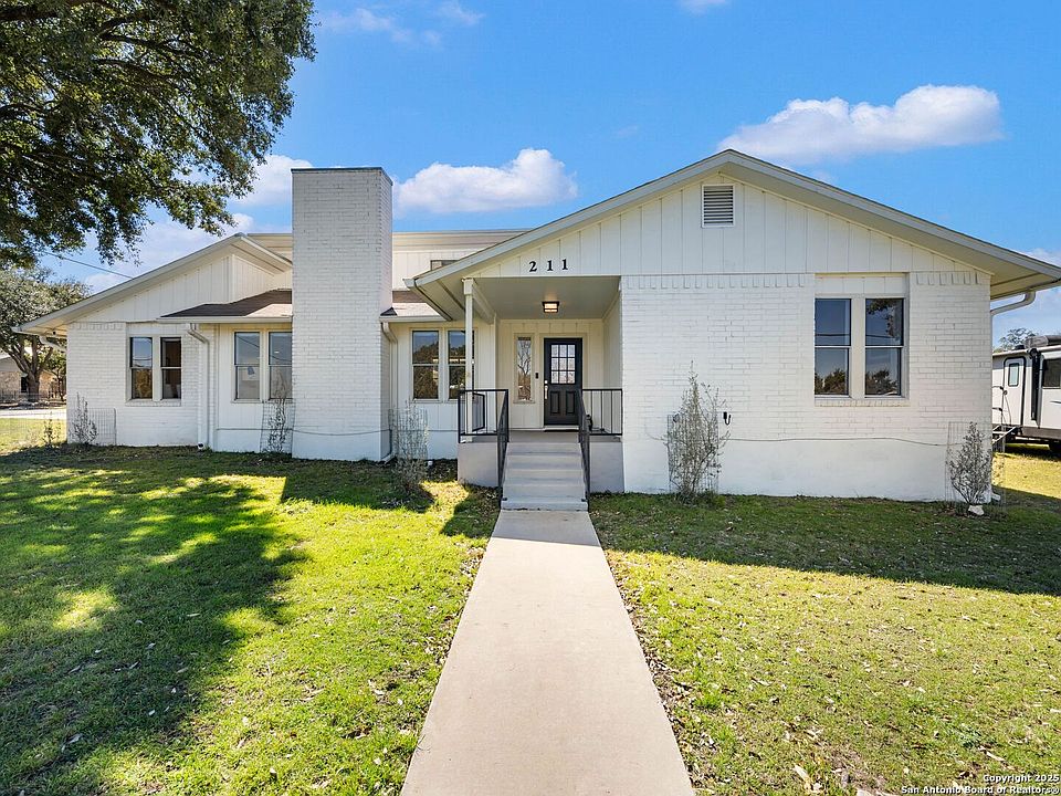 1st image of 211 Susie Drive