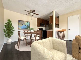 Villa Tarzana Apartment Homes, Tarzana, CA 91356